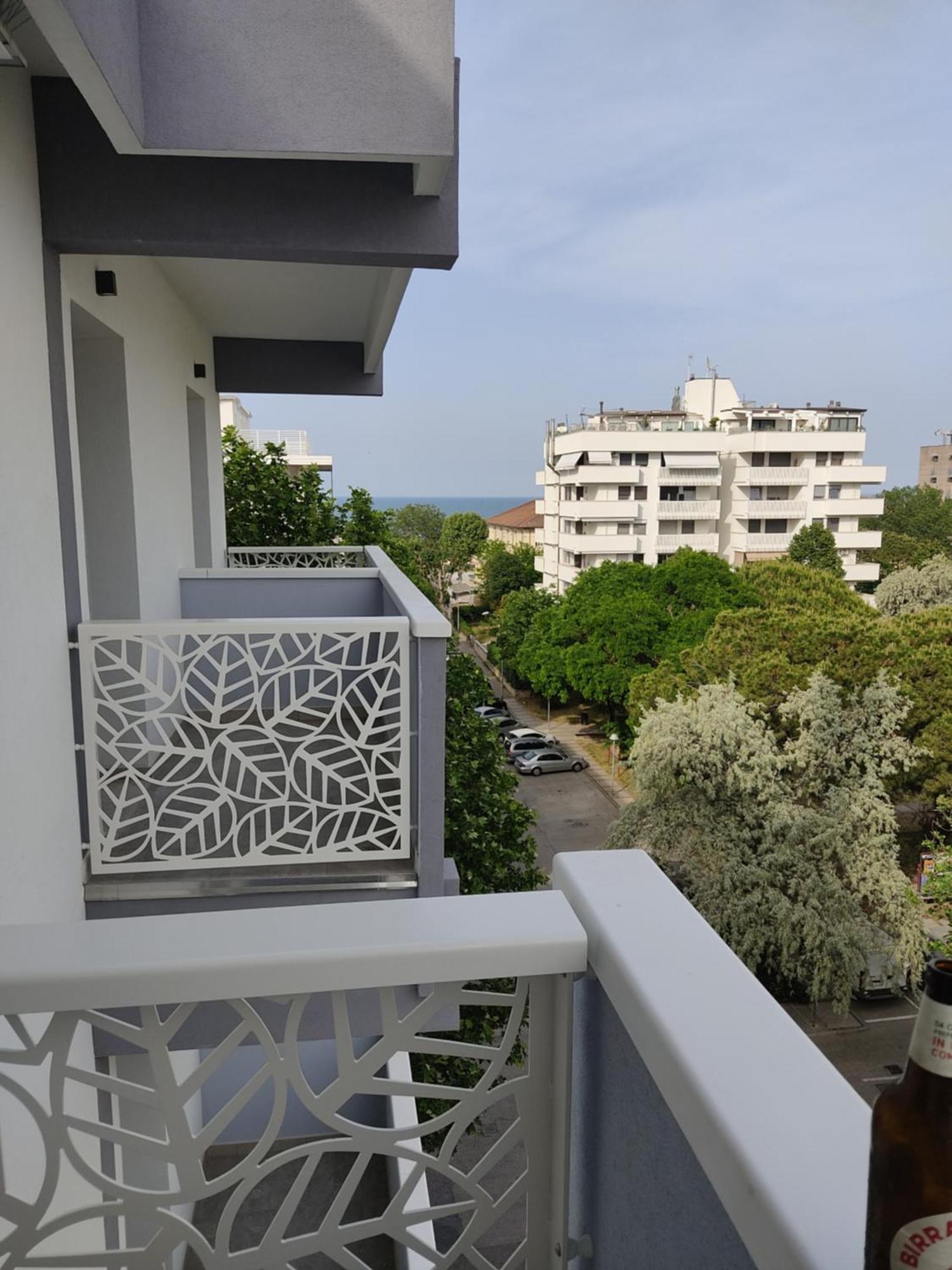 Hotel Caravel Rimini Esterno foto